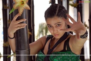 Sexy Charmi Photo Gallery/Wallpapers From 16 Days