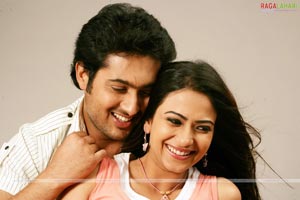 Uday Kiran, Aditi Sharma