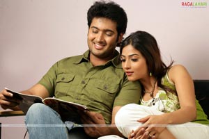 Uday Kiran, Aditi Sharma