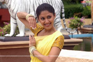 Manjari Fadnis Photo Gallery/Wallpapers From Sidhu From Seekakulam