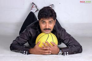 Rajeev Kanakala Photo Session/Wallpapers From Black & White