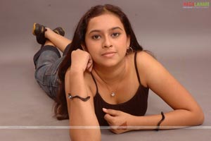 Sree Divya Photo Session/Wallpapers