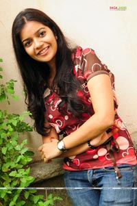 Swathi at Kalavaramaye Madilo Press Meet