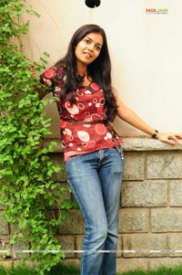 Swathi at Kalavaramaye Madilo Press Meet