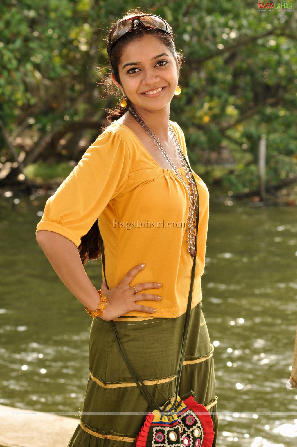 Colors Swathi