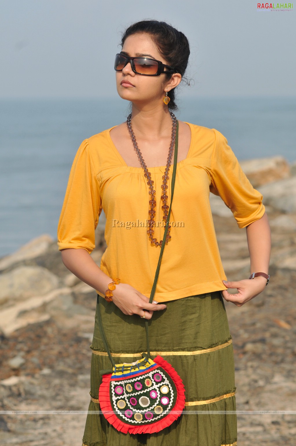 Colors Swathi