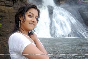 Keerthi Chawla Spicy Gallery