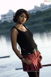 Shriya Photo Gallery