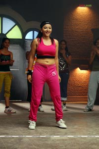 Swetha Basu Prasad Photo Gallery from Ride