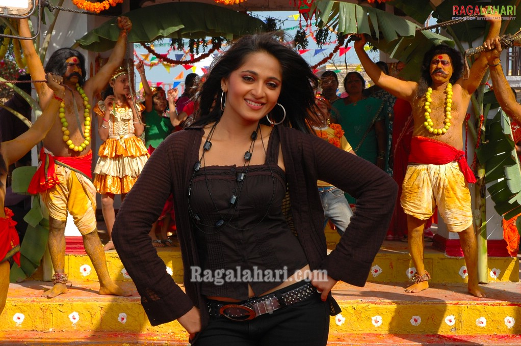 Anushka Shetty Panchakshari Song Stills, HD Gallery, Images