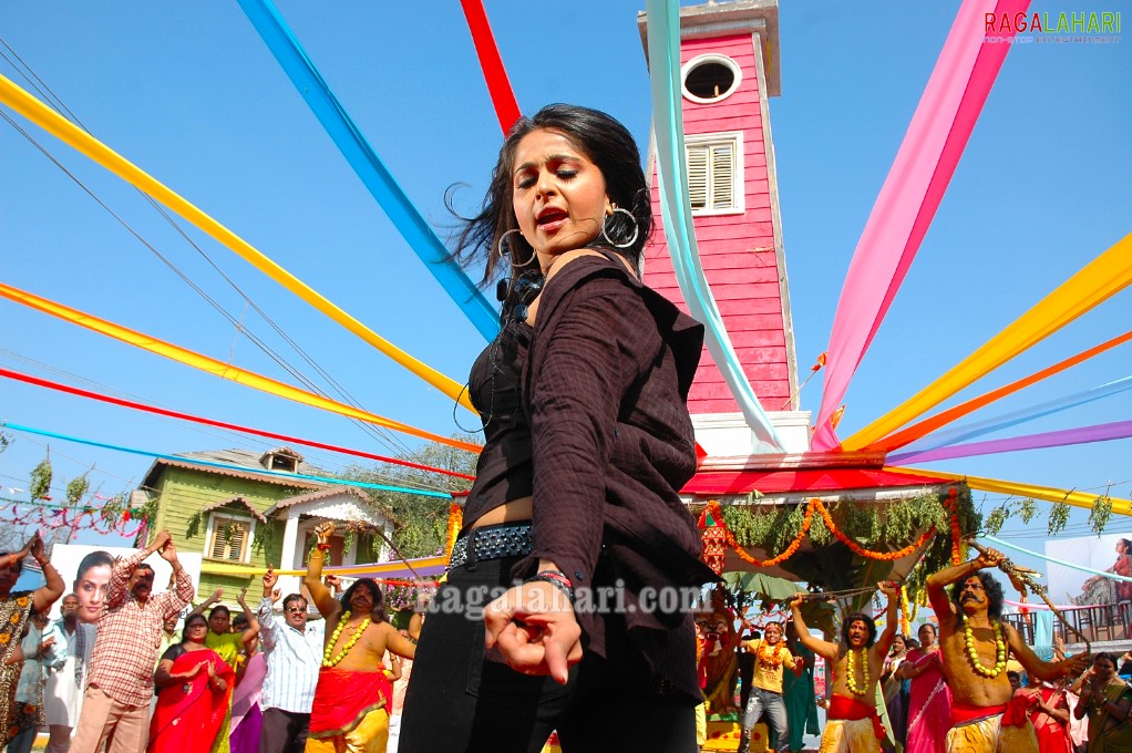 Anushka Shetty Panchakshari Song Stills, HD Gallery, Images