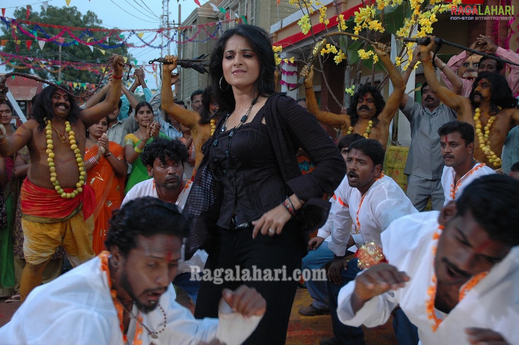 Anushka Shetty Panchakshari Song Stills, HD Gallery, Images