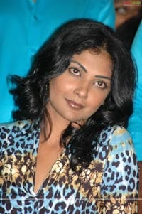 Kamalinee Mukherji