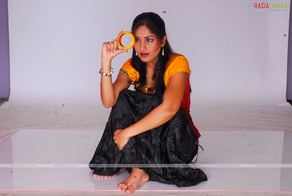 Madhavi Latha