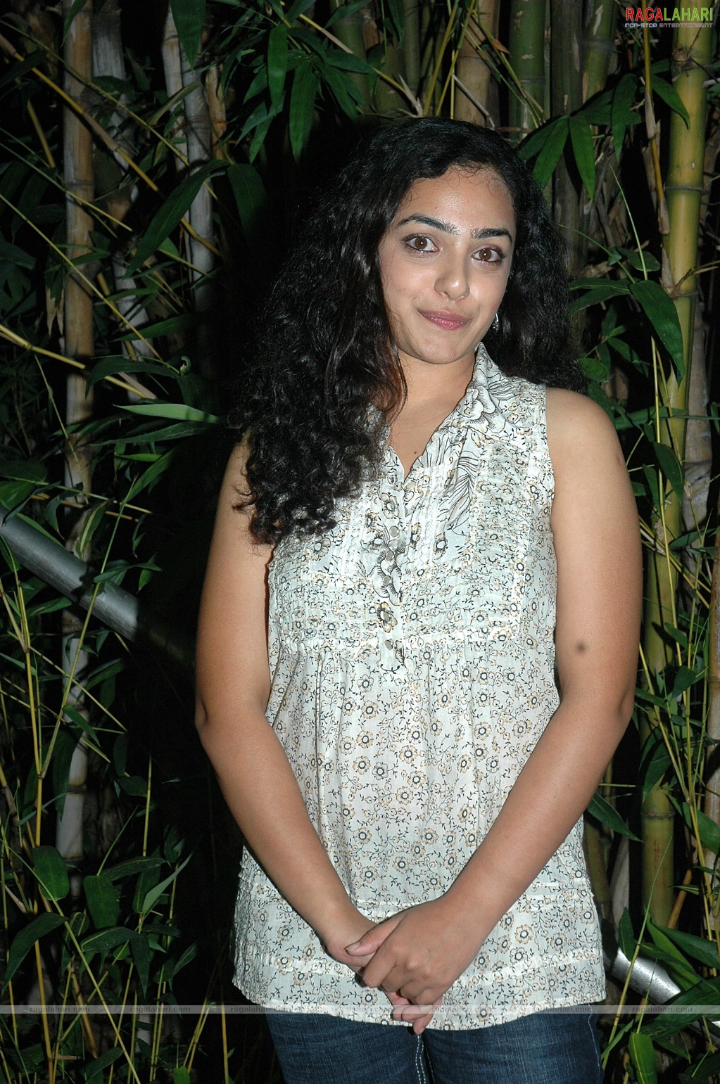 Nithya Menon at 180 Movie Press Meet, Hyderabad, Photo Gallery