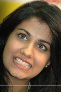 Shreya Dhanwanthary