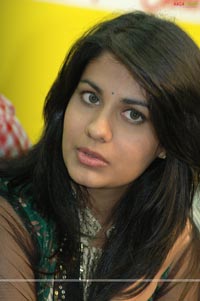 Shreya Dhanwanthary