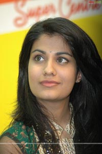 Shreya Dhanwanthary