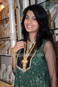 Shreya Dhanwanthary