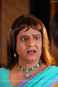 Tamil Actor Vivek in Lady Getup