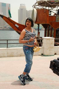 Tamil Actor Vivek in Lady Getup