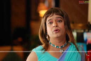 Tamil Actor Vivek in Lady Getup