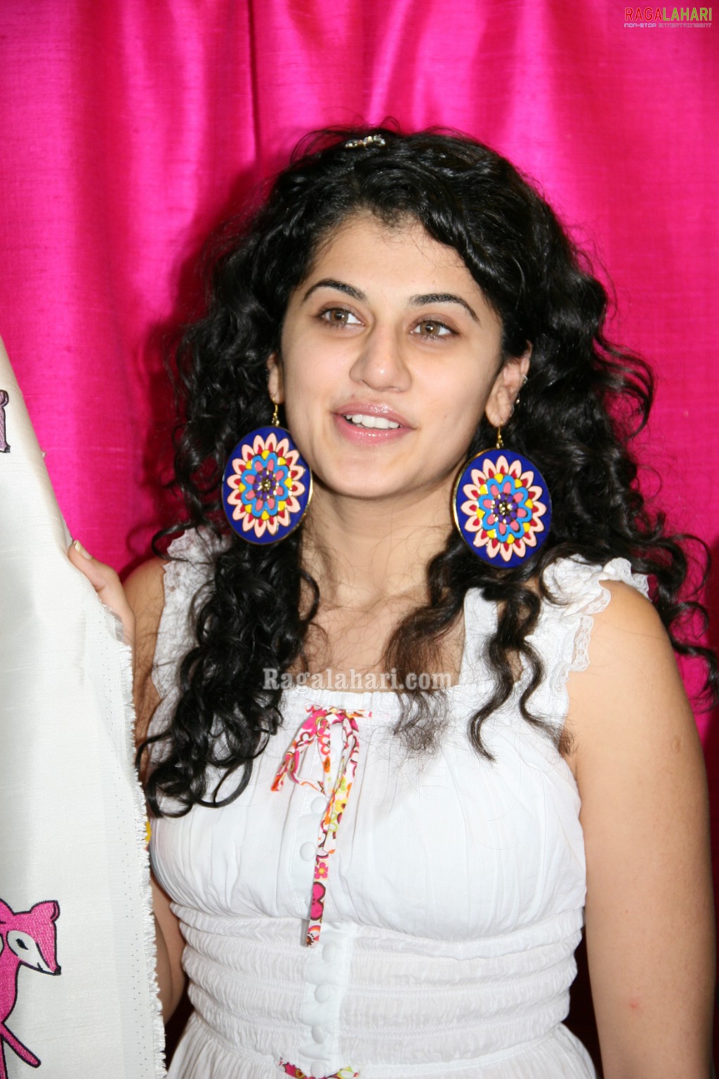 Tapasee Pannu