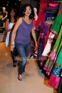 Tapasee Shopping at Hyderabad Globus