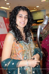 Taapsee Pannu Neerus Photos