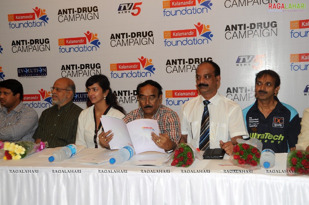 Kalamandir Foundation launches “Super Stars Anti-Drug Campaign 2011”