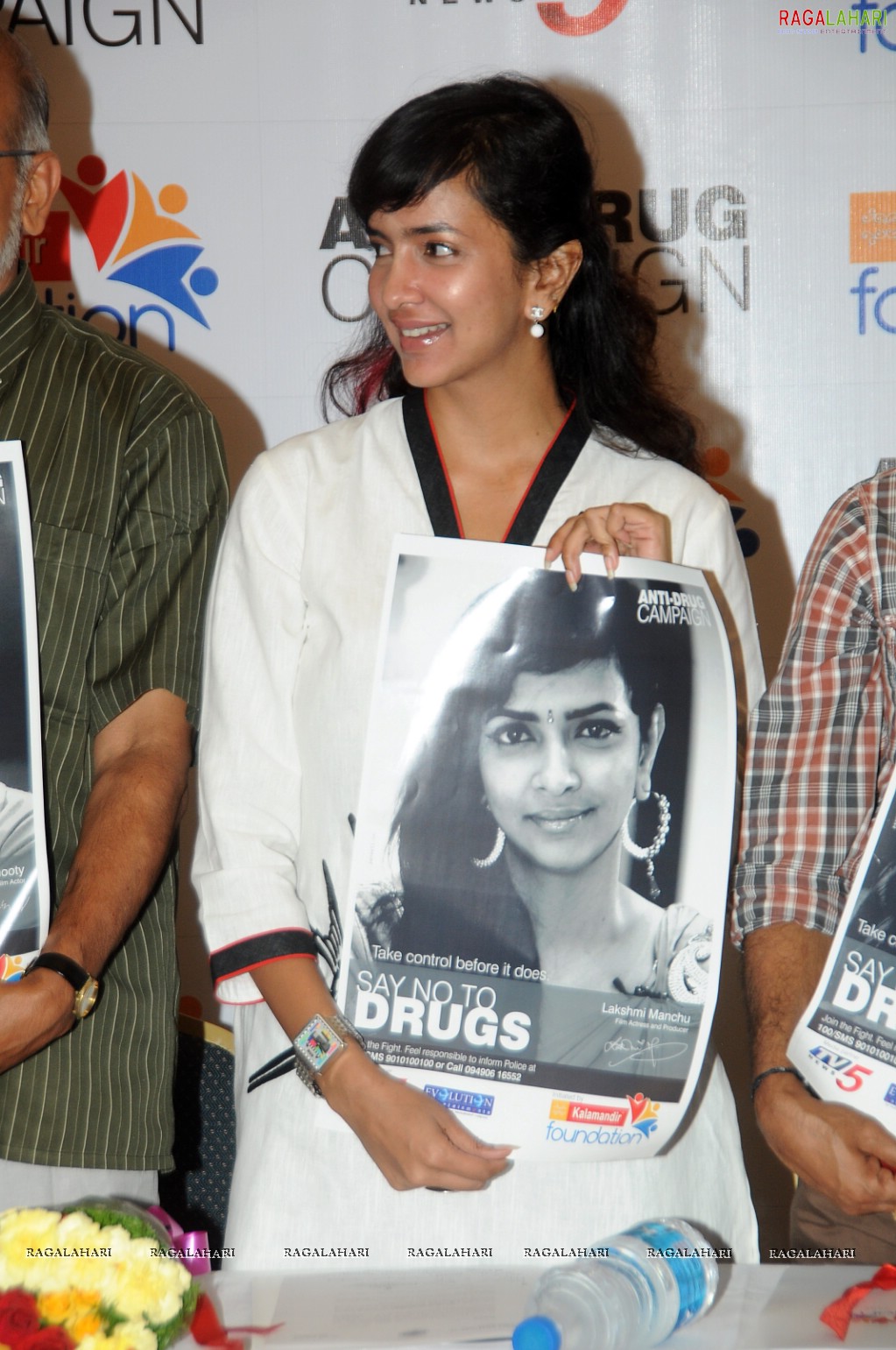 Kalamandir Foundation launches “Super Stars Anti-Drug Campaign 2011”