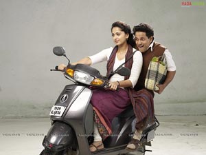 Vikram, Anushka