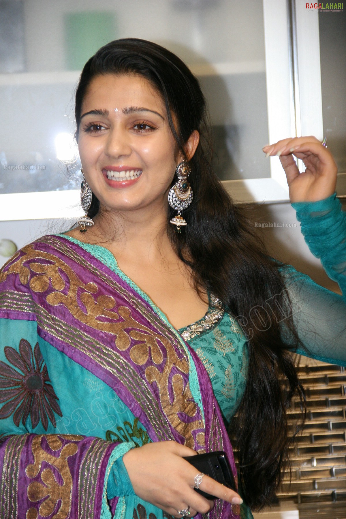 Charmi at Luxosphere Italia, Hyderabad - Photo gallery