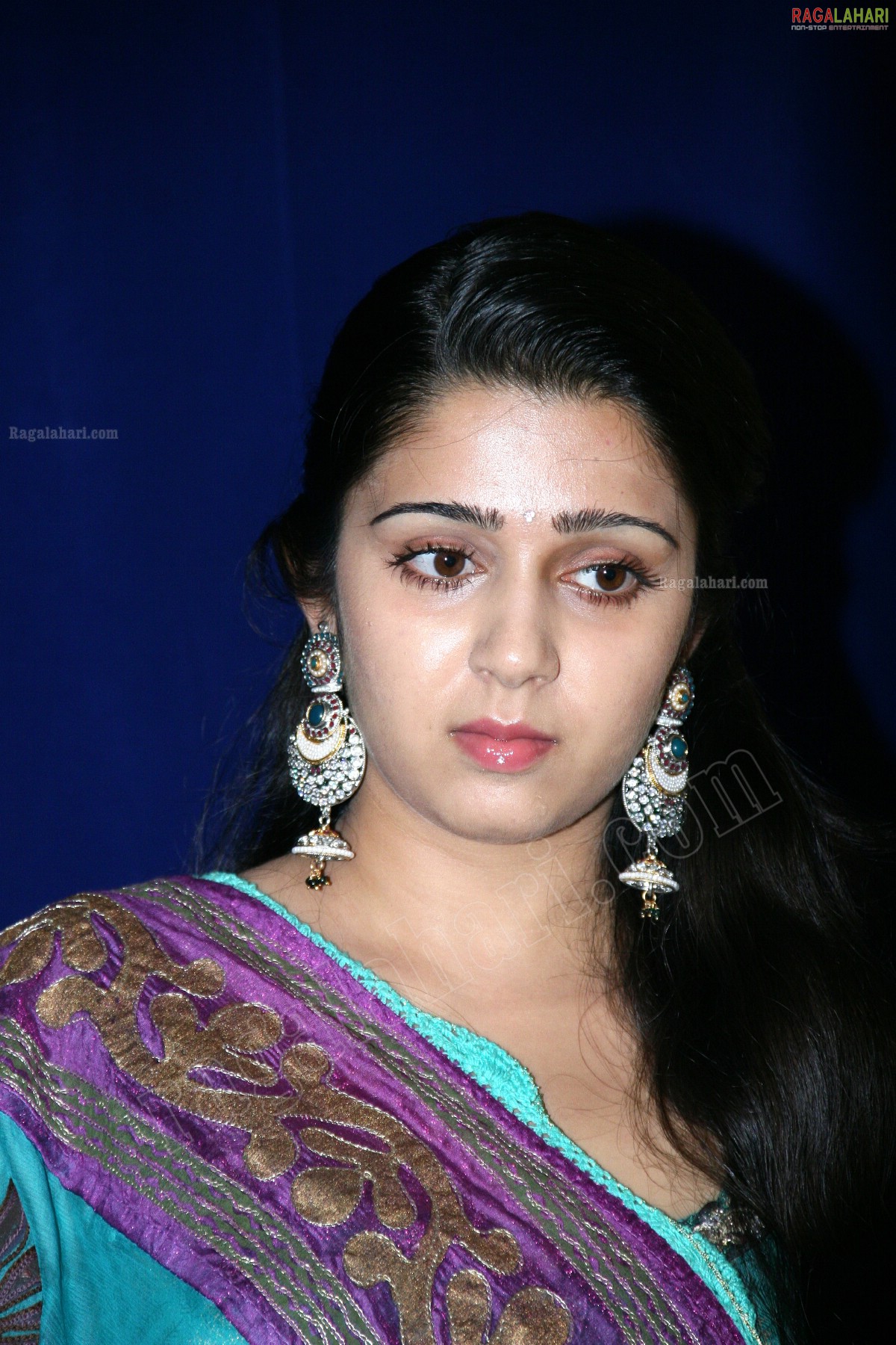 Charmi at Luxosphere Italia, Hyderabad - Photo gallery