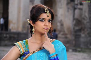 Colors Swathi