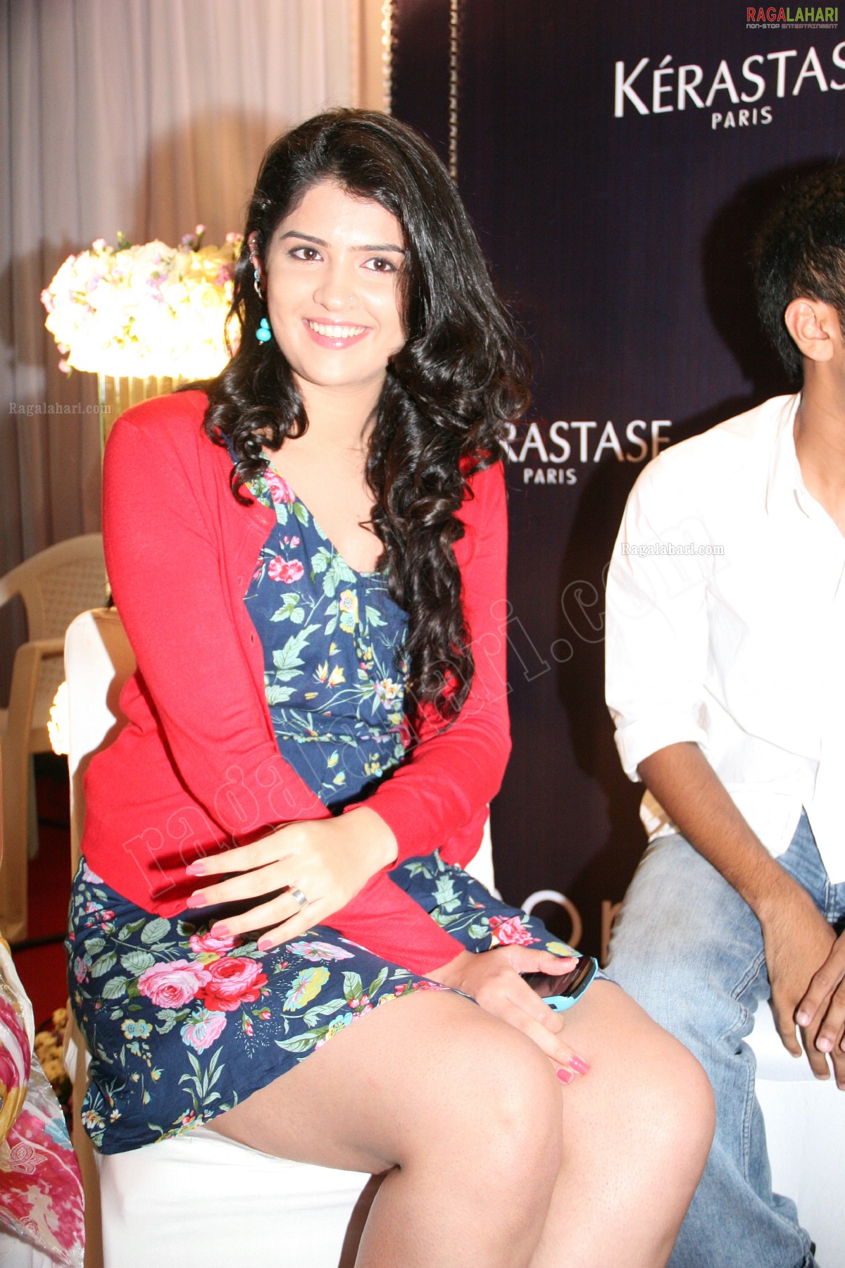 Deeksha Seth (Hi-Res)