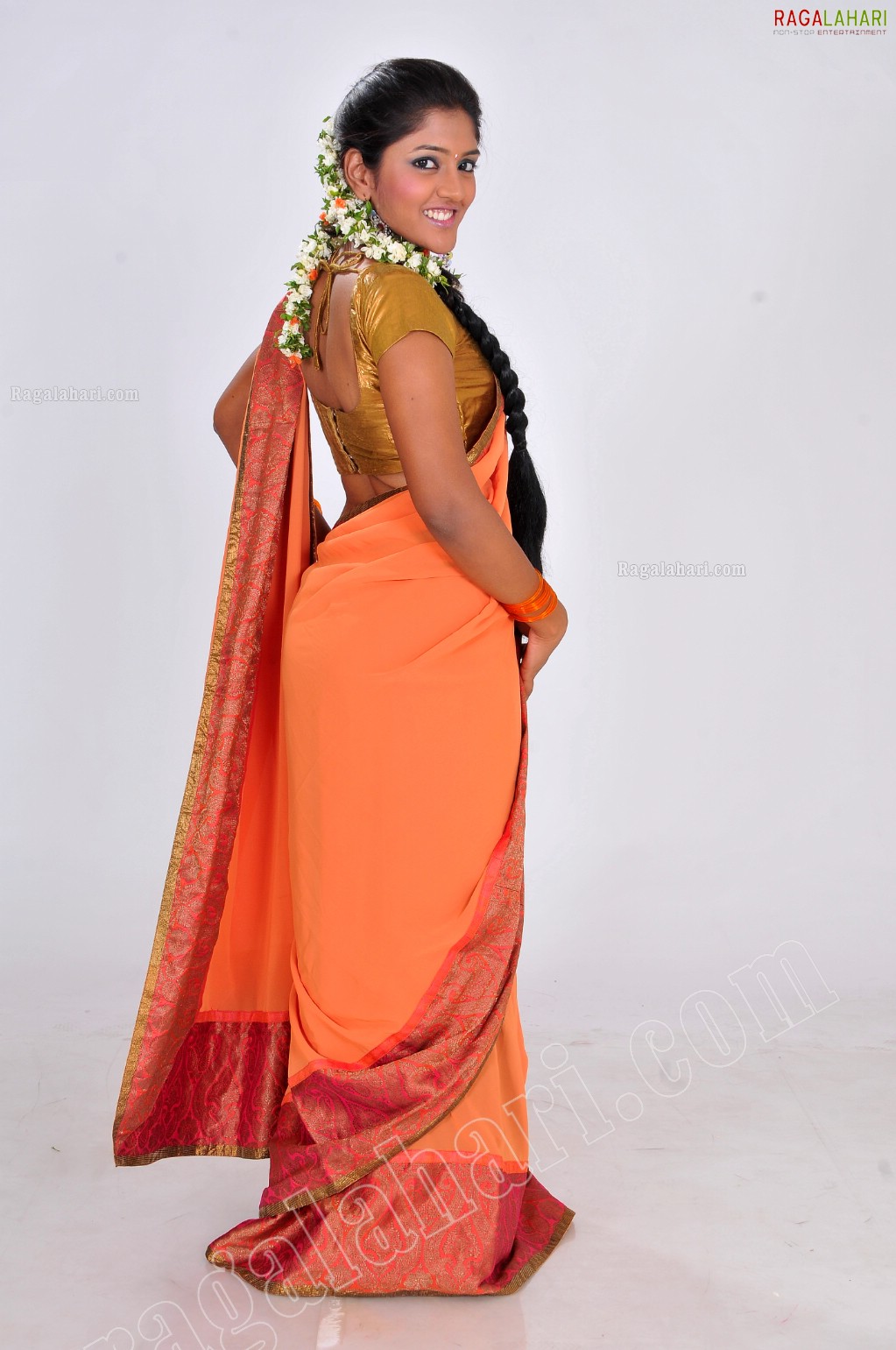 Eesha Rebba in Traditional Saree Exclusive Photo Shoot