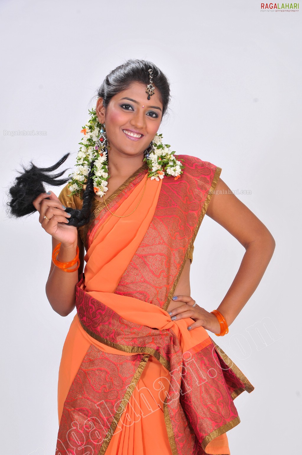 Eesha Rebba in Traditional Saree Exclusive Photo Shoot