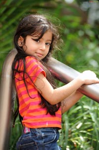 Naanna Child Artist Saara