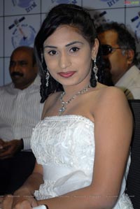 Nisha at IITM Brochure Launch