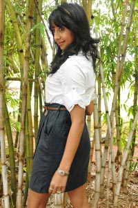 Sanjana at Mugguru Press Meet