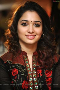 Tamanna at Badrinath 50days