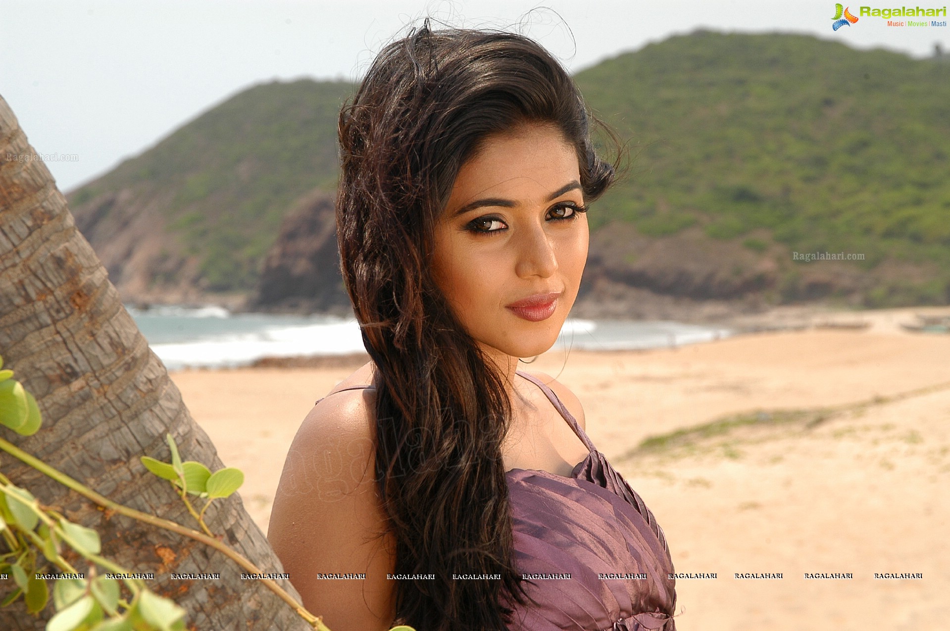 Poorna - HD Gallery