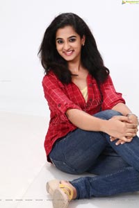 Heroine Nandita HD Photo Portfolio