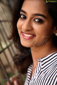 Smiling Beauty Nandita Photo Shoot