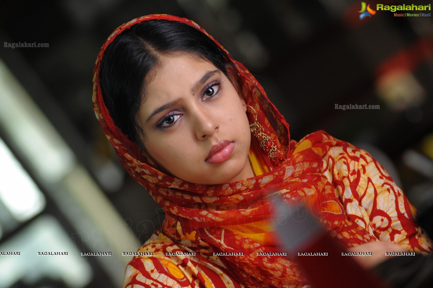 Niti Taylor (Posters)