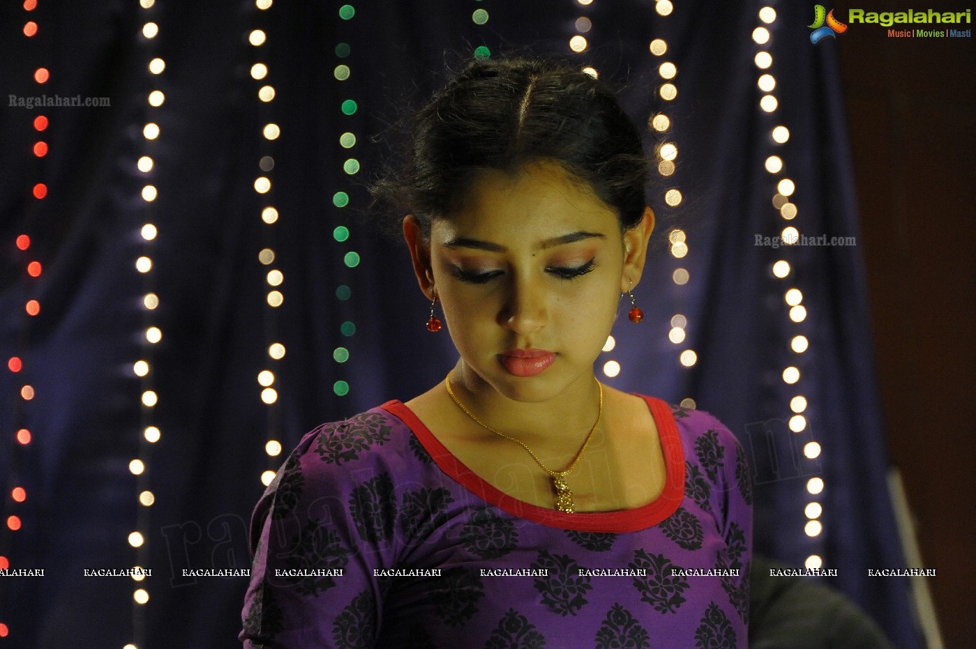 Niti Taylor (Posters)