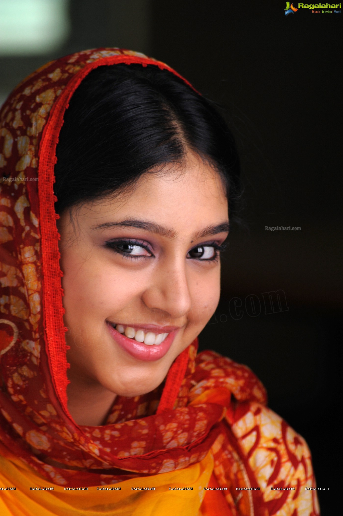 Niti Taylor (Posters)