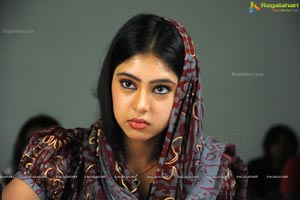 Beautiful Niti Taylor Poster Size Photos