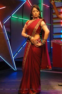 Charmi Sye Aata Red Saree Posters